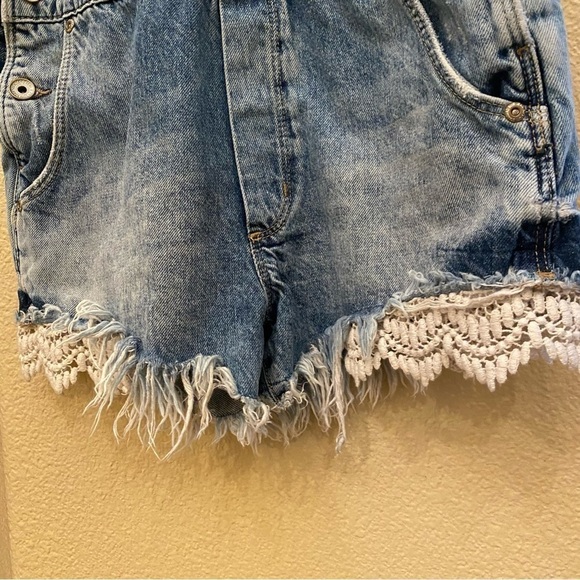 SUPERDRY Blue Frayed Hem Lace Trim Jean Short Overalls Size 4 - Picture 5 of 9
